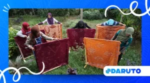 Natural Fabric Dyeing: Tradition, Techniques, and Sustainable Fashion