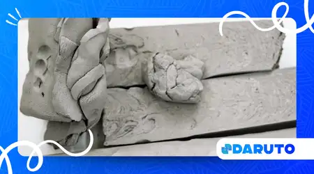 Clay Jewelry Formed with Minimal Tools