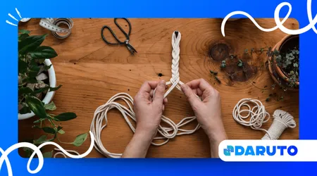 Beginner macrame plant hanger tutorial